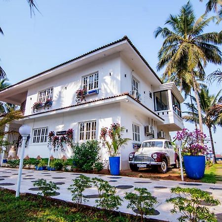 Bed and Breakfast White House In Goa, Truly Amazing Experience Saligao Экстерьер фото