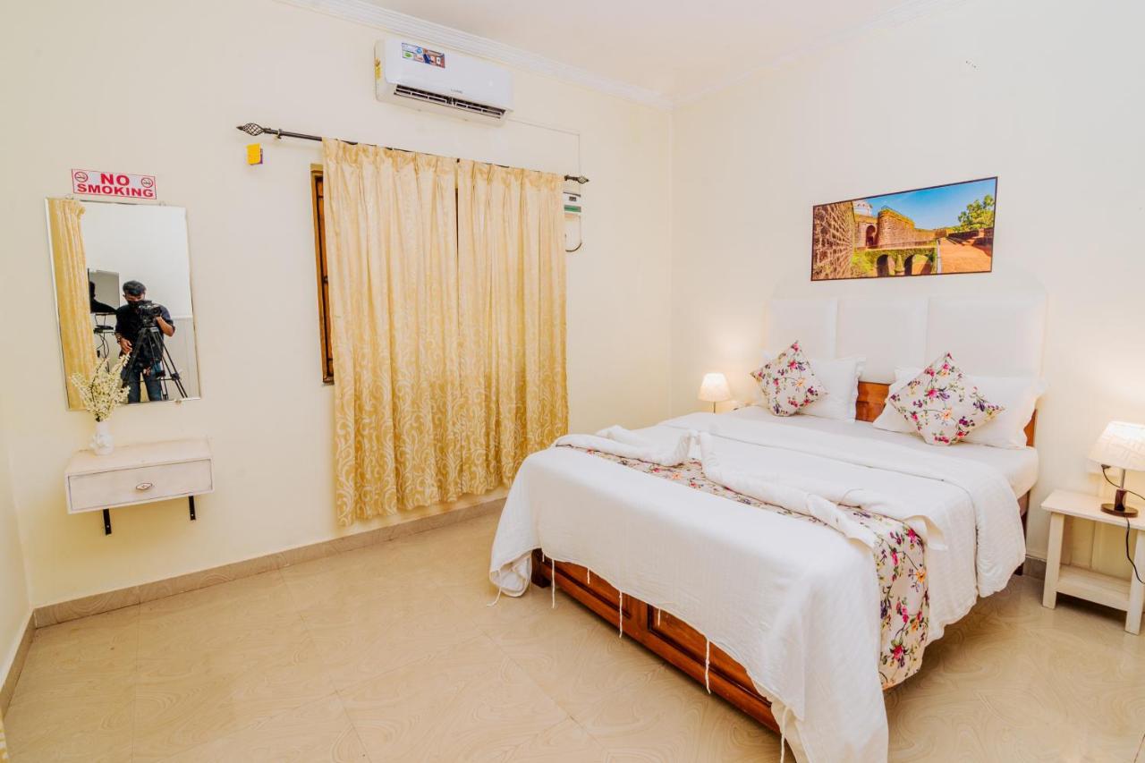 Bed and Breakfast White House In Goa, Truly Amazing Experience Saligao Экстерьер фото