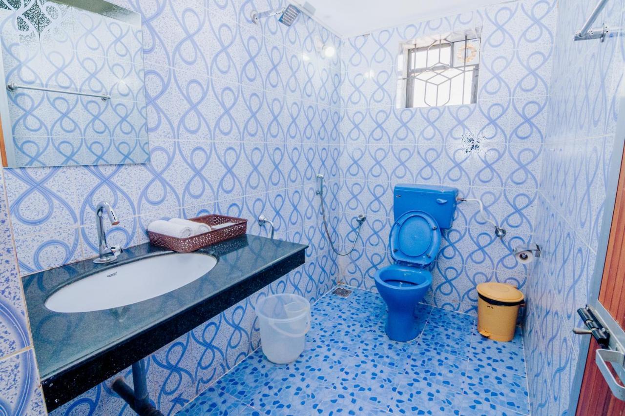 Bed and Breakfast White House In Goa, Truly Amazing Experience Saligao Экстерьер фото