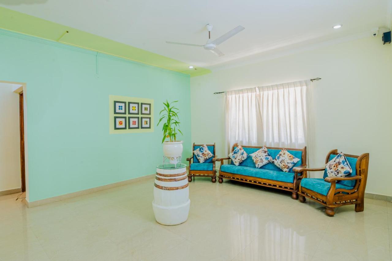 Bed and Breakfast White House In Goa, Truly Amazing Experience Saligao Экстерьер фото